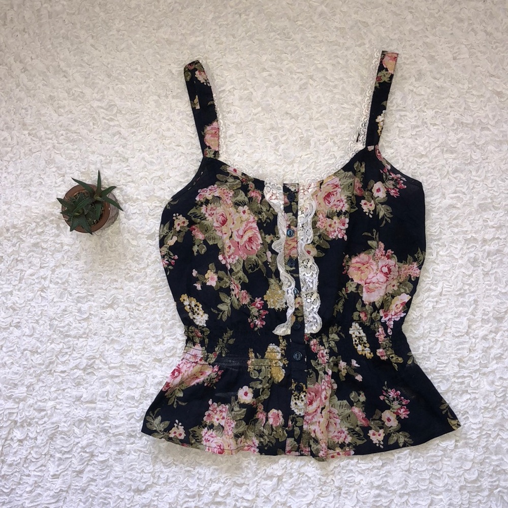 Floral Lace Trim Top